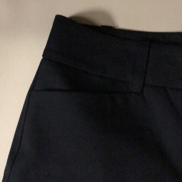 ANN TAYLOR Cuffed Ankle Flare Leg Pants Sz 2 - Picture 4 of 8